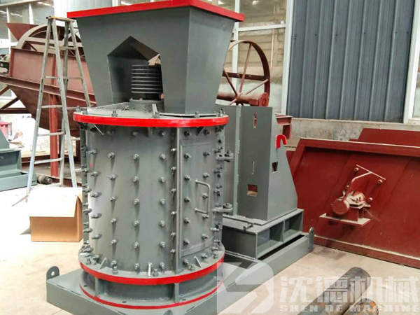 復合破碎機圖片展示